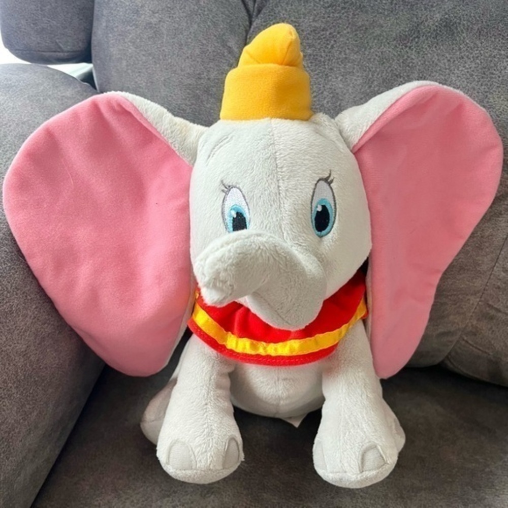 Disney Dumbo Kohls Cares Plush Toy Collectible